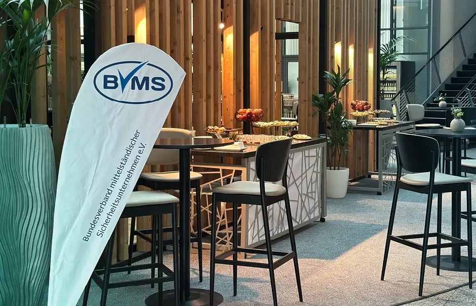 BVMS Flagge bei der Mitgliederversammlung des BVMS in Düsseldorf.
