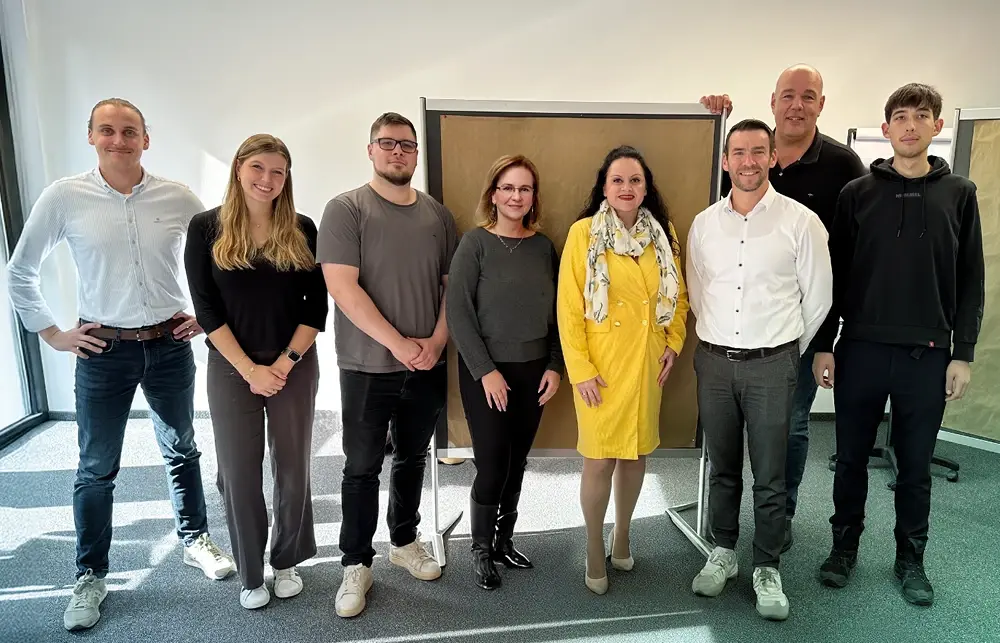 Safety Line Führungskräftemeeting Gruppenfoto.